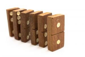 Fa-domino-kep.jpg